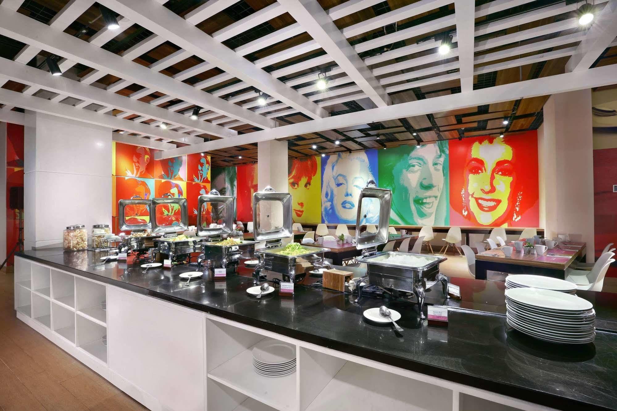 Favehotel Jababeka Cikarang Kültér fotó